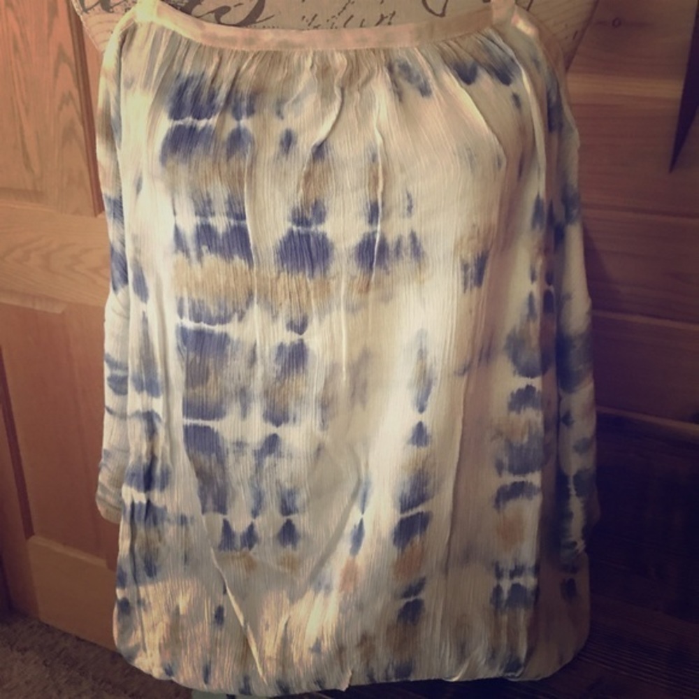 NWT Hippie Laundry Tie Dye Cold Shoulder Blouse